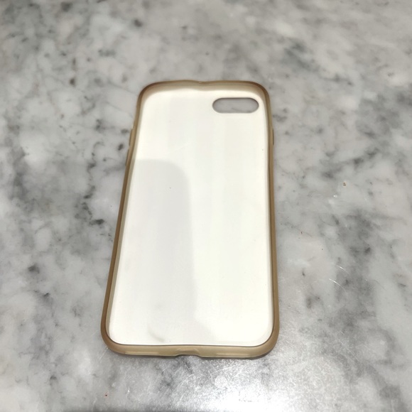 4️⃣for $35/ $10 each, Various iPhone SE phone cases - Picture 9 of 16